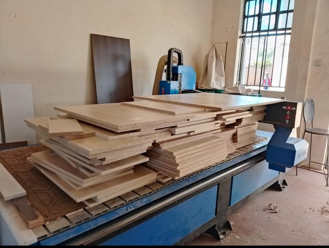 Board Cutting & Edging